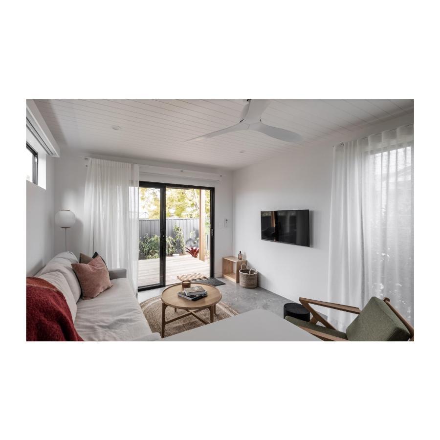Apartment On Park *